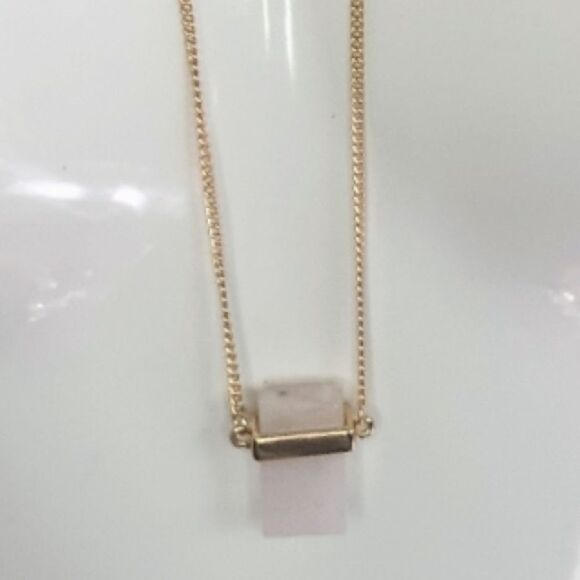 The Rose Quartz Gold Plated Long Chain With Rose Quartz pendant - Picture 5 of 9